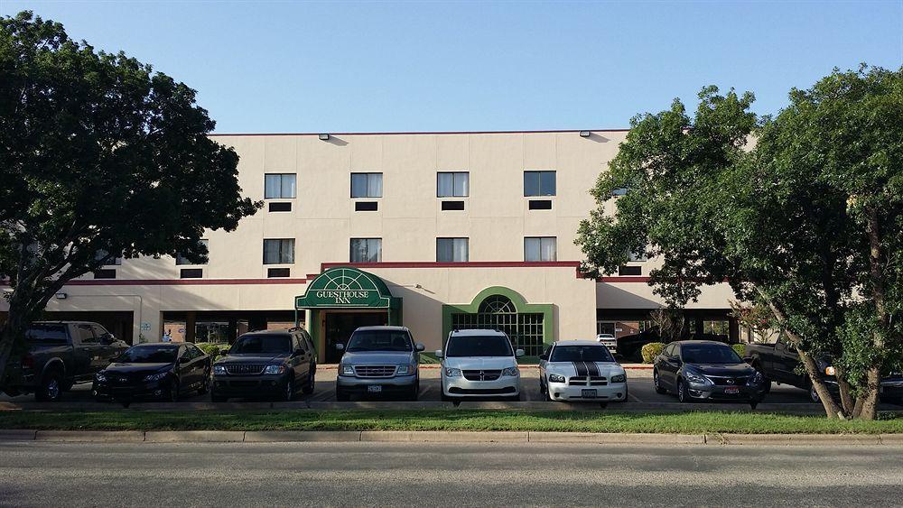 Guest House Inn Medical District Near Texas Tech Univ Λούμποκ Εξωτερικό φωτογραφία