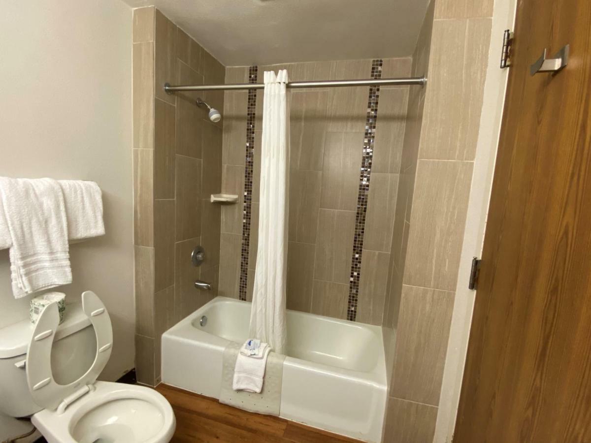 Guest House Inn Medical District Near Texas Tech Univ Λούμποκ Εξωτερικό φωτογραφία